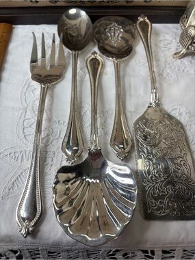 International Silver plated serving flatware piece replacement